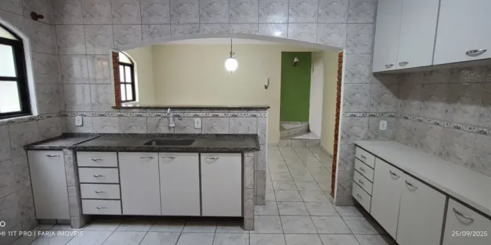 casa-com-3-quartos-para-alugar-230m-no-jardim-do-lago-jundiai (12)